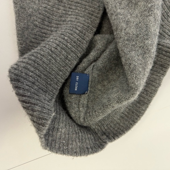 Polo Ralph Lauren Gray Lambswool Sweater XL V-Neck Classic Fit - Picture 12 of 12